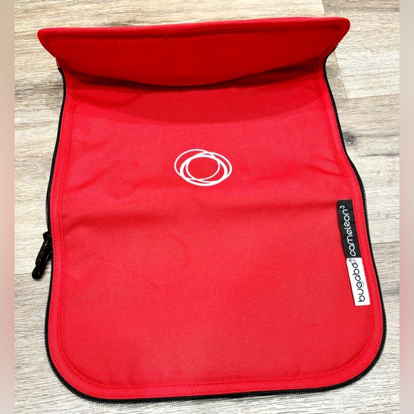 Bugaboo Fox Bassinet Apron (Cameleon 3) - Red color - Picture 1 of 3